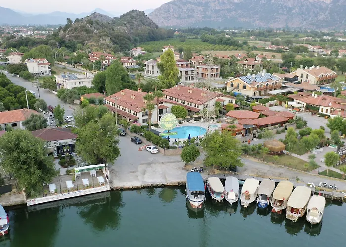 Portakal Hotell 3*